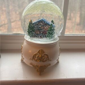 Taylor Swift Lover Snow Globe